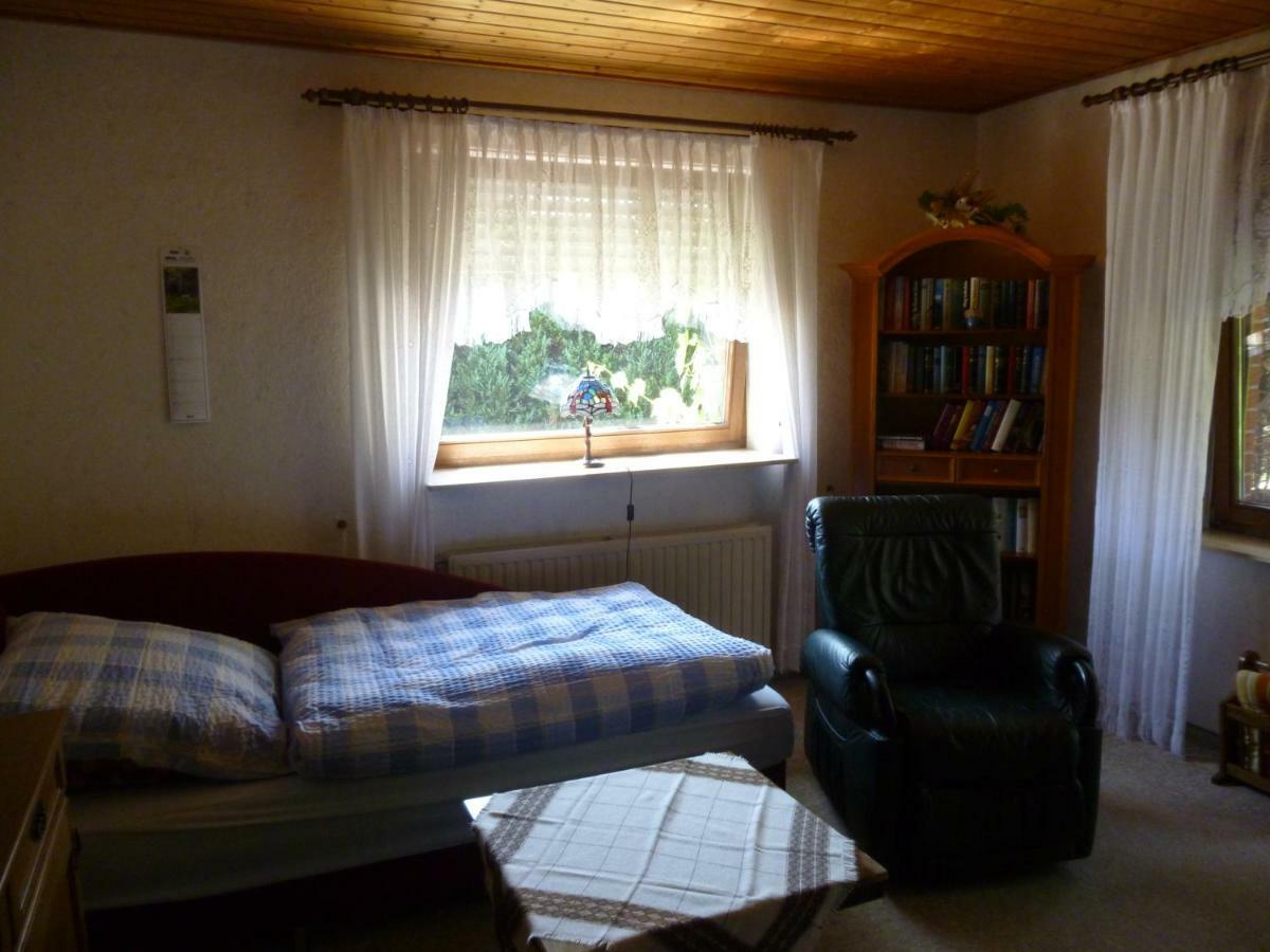 Ferienwohnung Anton Schuler Niedenstein Exterior foto