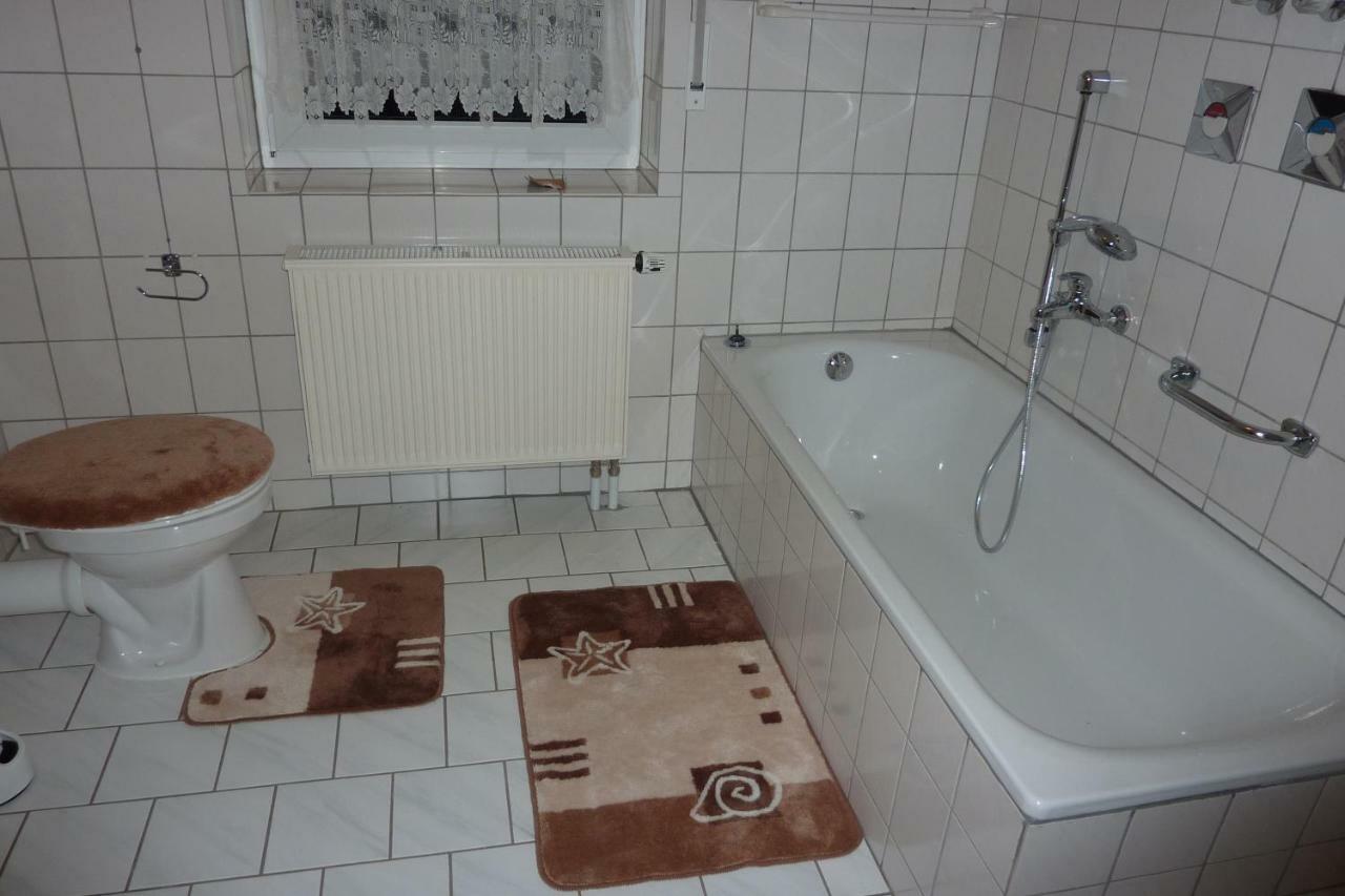Ferienwohnung Anton Schuler Niedenstein Exterior foto